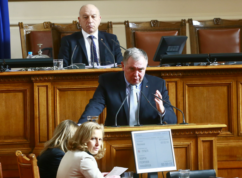 Проф. Михайлов: Нинова е личността, чрез която БСП ще осъществява своите идеи