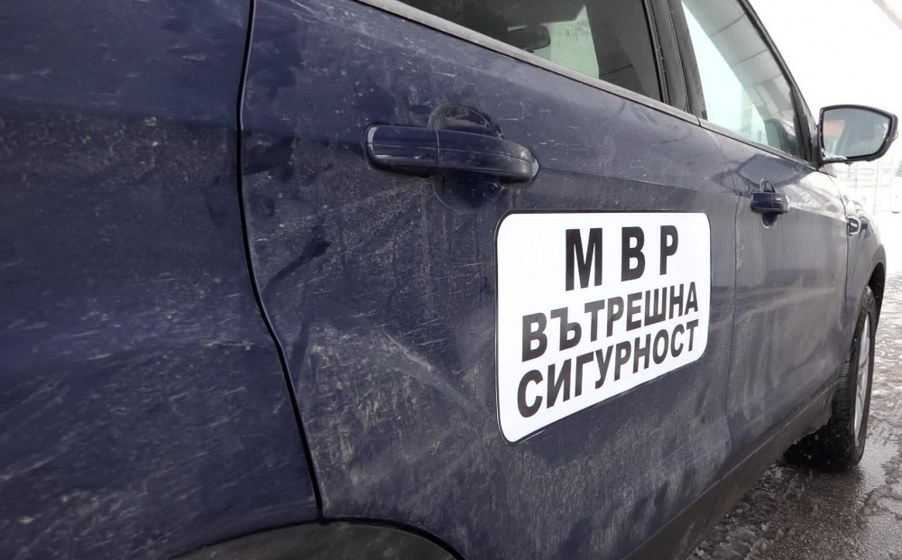 Ексклузивни СНИМКИ и ВИДЕО от ареста на полицейските шефове