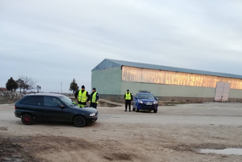 Жандармерия и полиция обсадиха Търнак тази заран! 