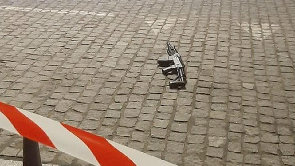 Извънредно: Смъртоносна стрелба в голям руски град ВИДЕО