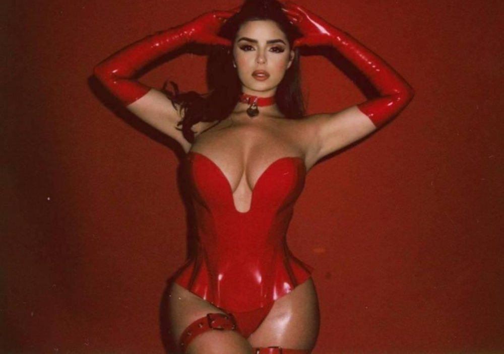 Деми Роуз изкушава феновете с тези СНИМКИ 18+