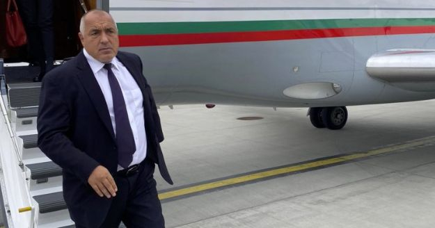 Фалконът на Борисов пак се счупи, преди той да лети!