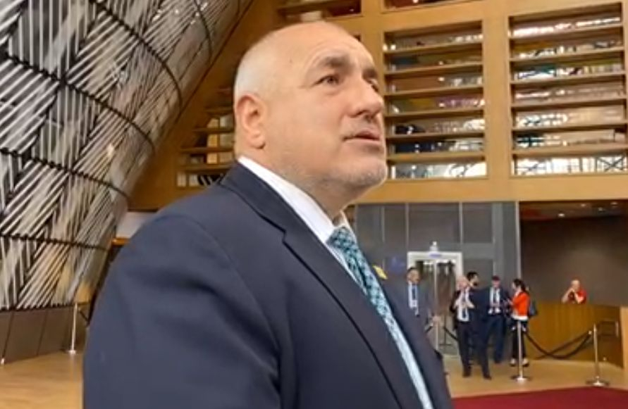 Премиерът заговори за оставка и готвен пуч в България ВИДЕО