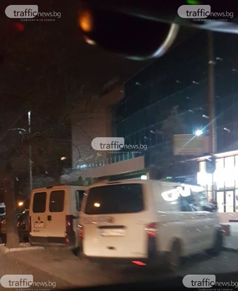 Полицаи нахлуха в еротичен клуб в Пловдив и натръшкаха... 
