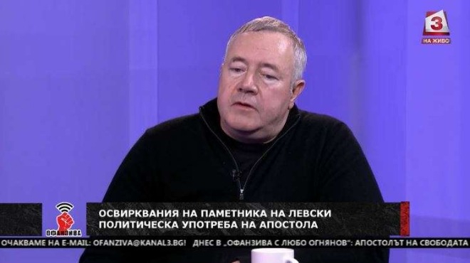 Харалан Александров с тежки думи за войната на президента Радев и маргиналите