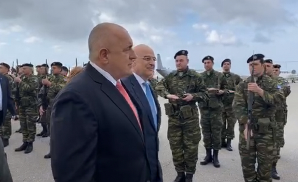 Борисов кацна в Александруполис! Посрещнаха го с... ВИДЕО