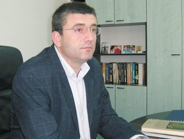 Спецпрокуратурата посече търговци и производители на млечни продукти