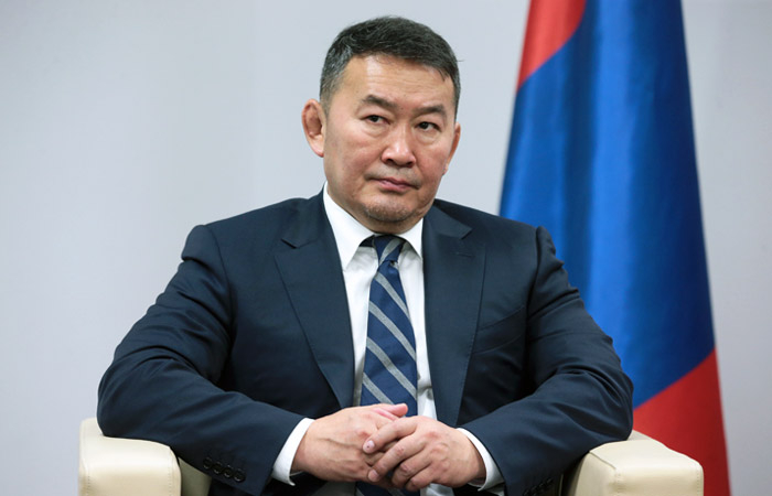 Няма недосегаеми: Президент със съмнение за коронавирус