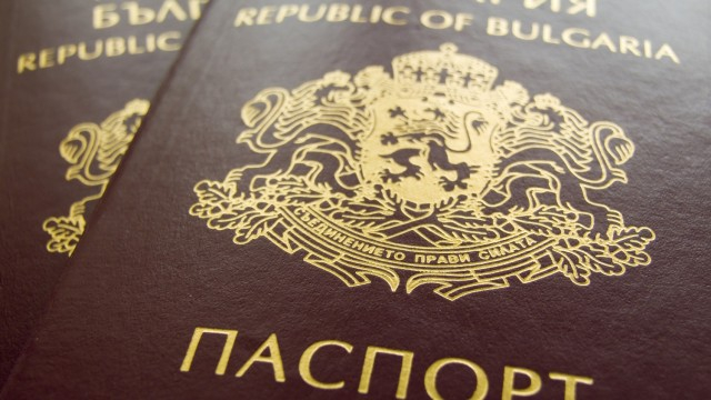 Страшен бизнес в Сърбия с български паспорти, далаверата е огромна 