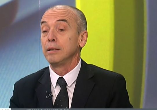 Доц. Мангъров: Като се приберете от Италия, не тичайте веднага да нацелувате баба и дядо 