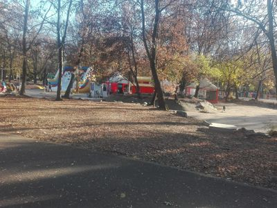 Майки от София в ужас от този мъж, обикаля детски площадки и... СНИМКА 
