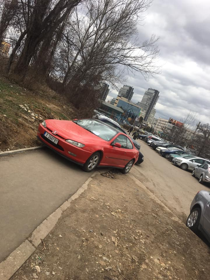 Хасковлия паркира нагло в София, но бе заплашен толкова просташки, че никога вече няма да се върне СНИМКИ