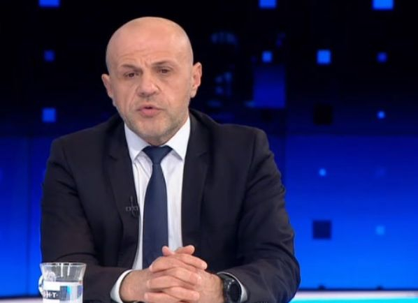 Томислав Дончев обясни как ще се връщат надвзетите от "Булгаргаз" пари на клиенти 