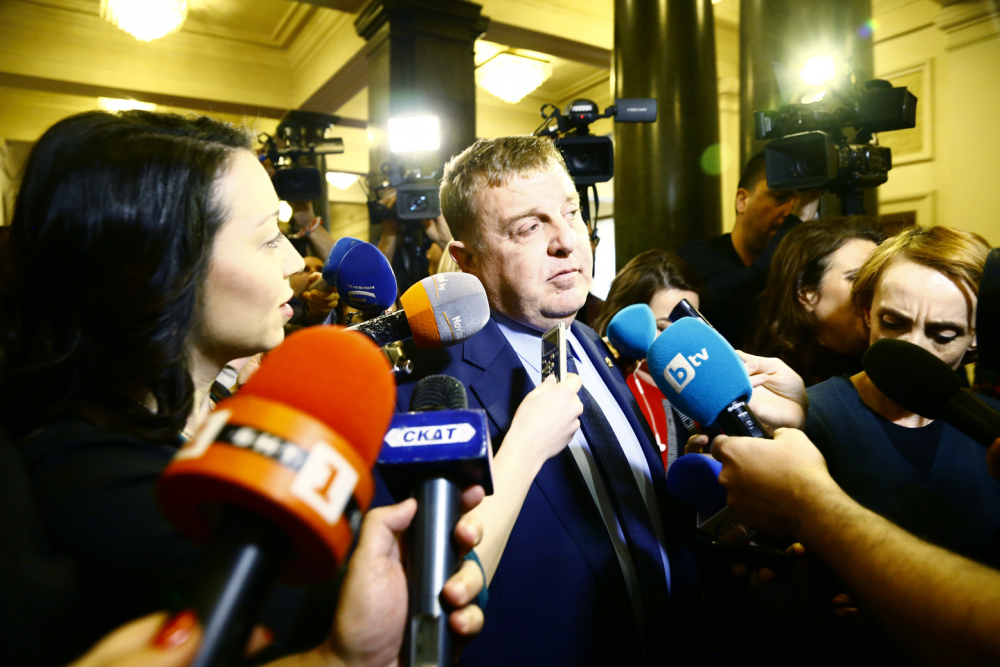 Каракачанов: Към днешна дата няма намерение за оставка на правителството 