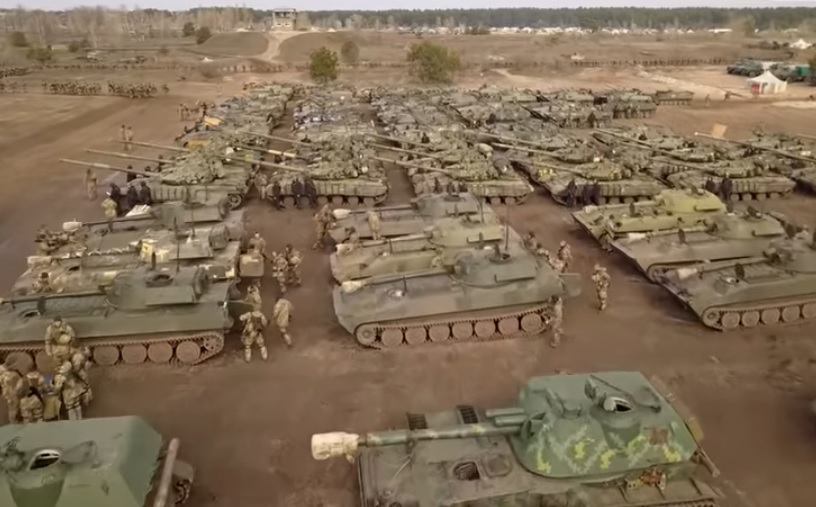 ВИДЕО с "бойната мощ" на украинската армия разсмя мрежата 