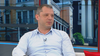 Делян Добрев каза как ще ни върнат парите от сметките заради евтиния газ 