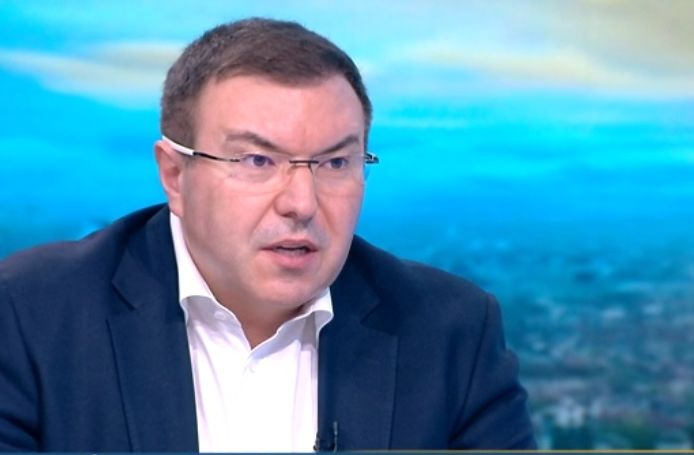 Проф. Ангелов: Спасението от COVID-19 e във фанатичното спазване на тези правила, приложени в Китай!