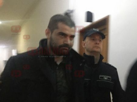 Барманка проговори за извращенията в разбития бардак в Бургас