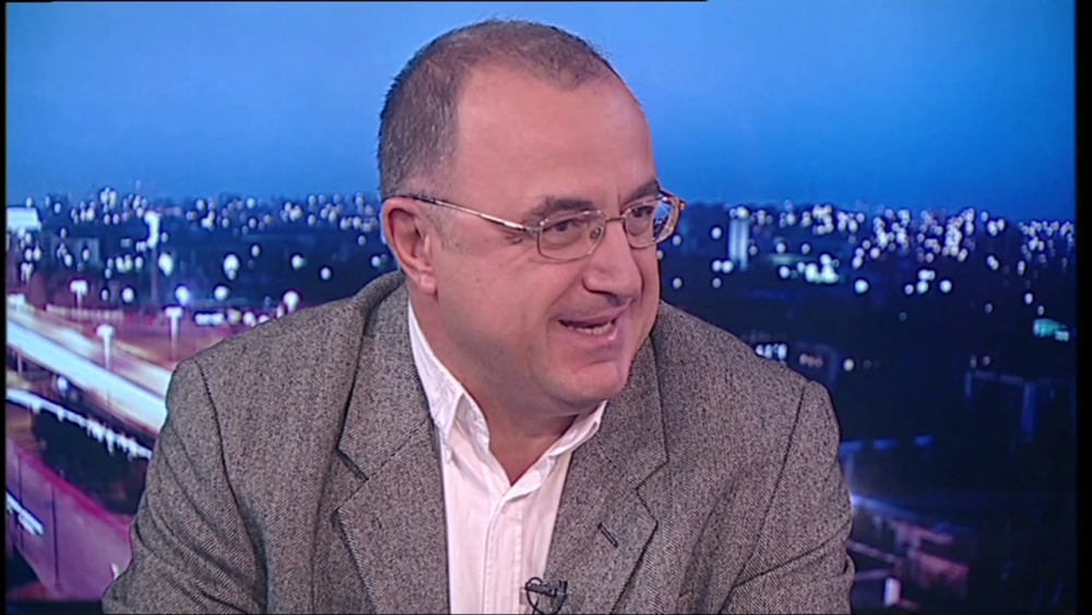 Фирма на Борис Милчев от "Демократична България" се напълва с имоти, докато работи в Столична община