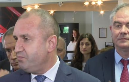 Радев призова от Плевен: Да се грижим за нашите бащи и майки, баби и дядовци