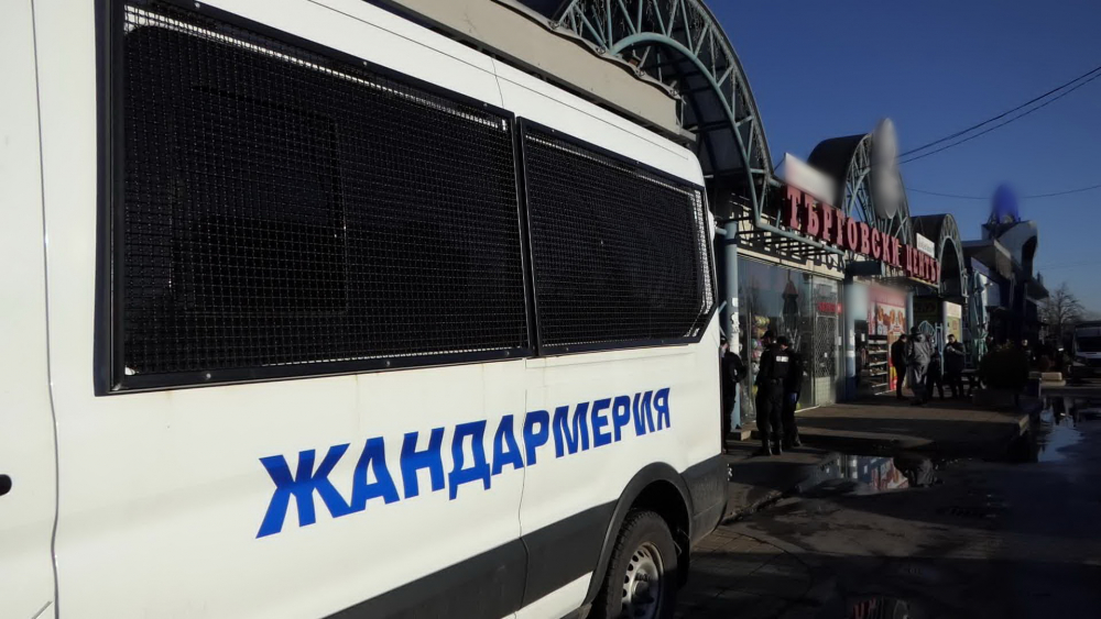 Ето какво откриха в базар "Илиянци" при спецакцията заради COVID-19 ВИДЕО 