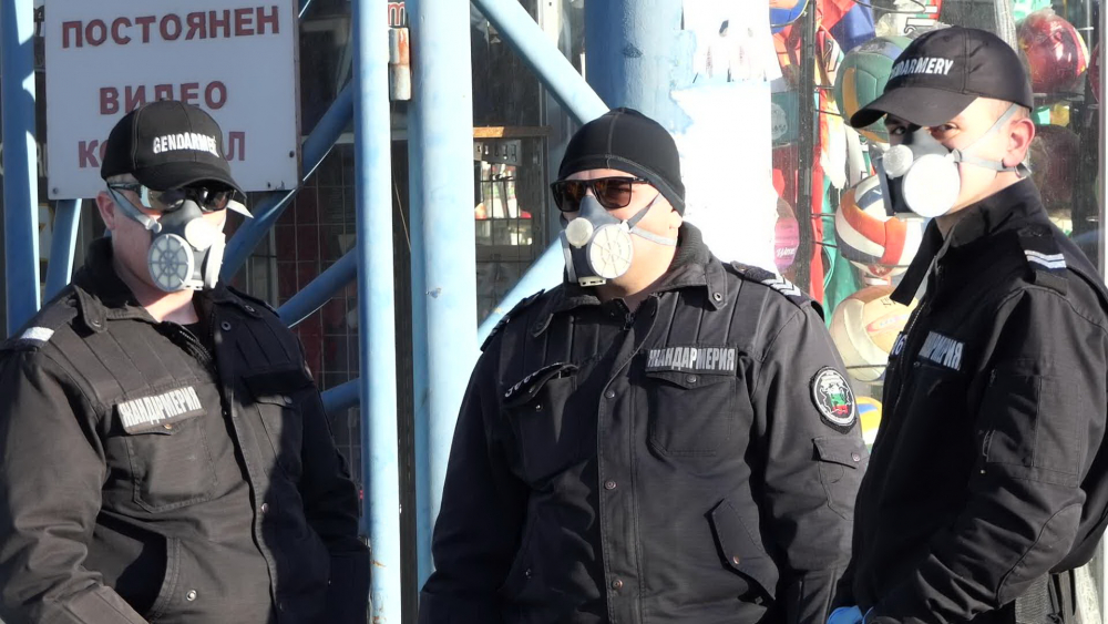 Ето какво откриха в базар "Илиянци" при спецакцията заради COVID-19 ВИДЕО 