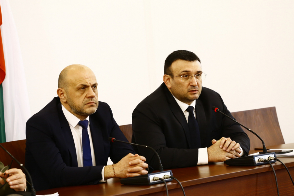 Още важни подробности за извънредното положение в България до 13 април ВИДЕО