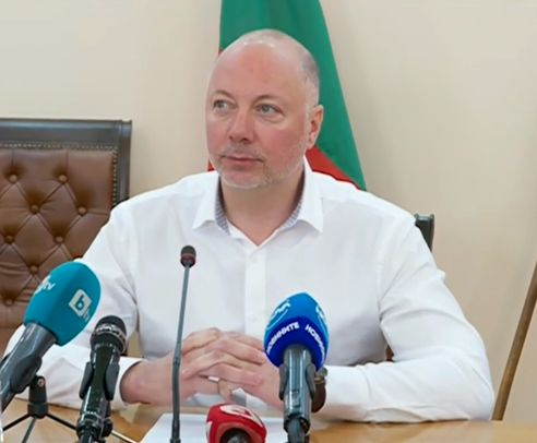 Желязков с извънредни новини за БГ камионите, блокирани на границата