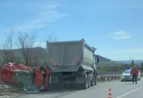 Разбра се кои са загиналите зверския сблъсък край Варна  