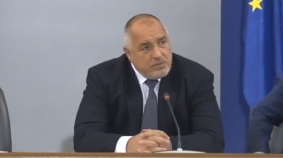 Борисов попари Радев: Не пожелавай жената на ближния, че...