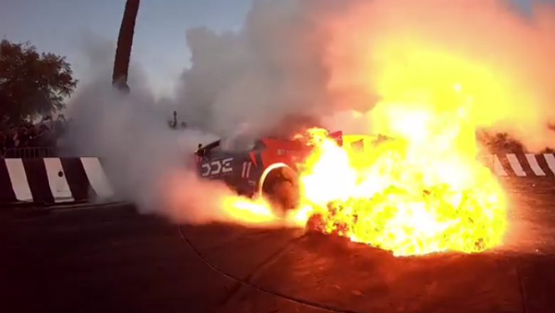 Дрифтаджия прави понички с Lamborghini и стана страшно ВИДЕО