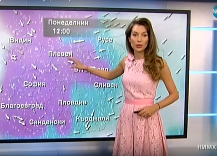Никол Станкулова шашна с лятна рокличка навръх снежна виелица СНИМКИ