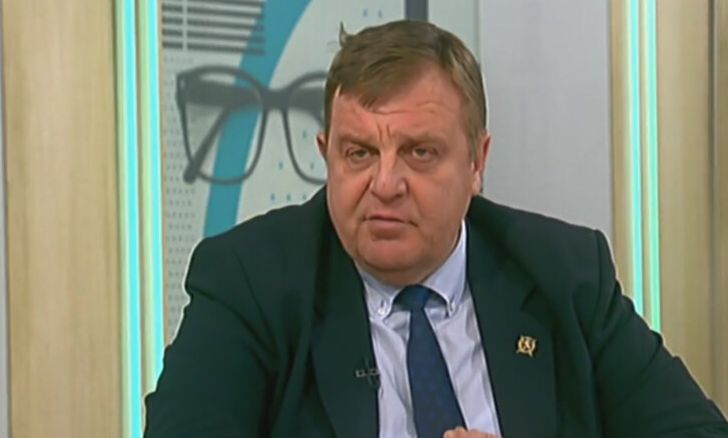 Каракачанов разкри изненадващо в ефир, че се е изследвал за COVID-19 и...