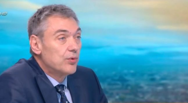 Тревожно: 180 българи искат да се завърнат от Испания, други 22-ма чакат да ги приберат от Филипините