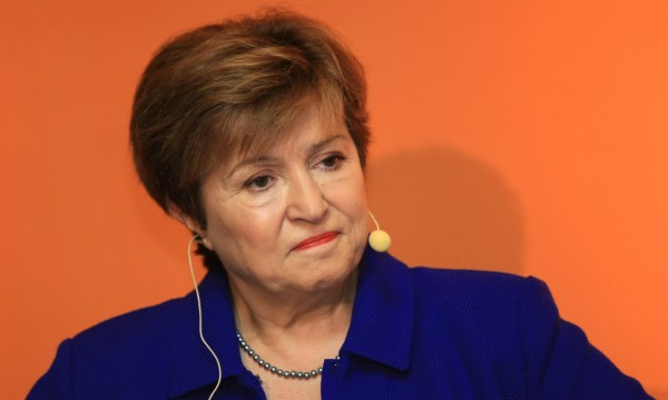 Кристалина Георгиева съобщи отчайваща финансова новина, светът ще...