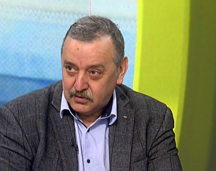 Проф. Кантарджиев: Пикът на коронавируса ще е по Великден