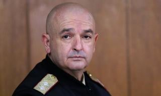 Бременна българка от Лондон смая ген. Мутафчийски с невероятен въпрос СНИМКА