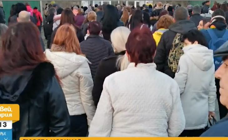 Скандални СНИМКИ на циганска безотговорност по време на карантина  