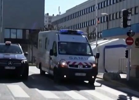 Изпитание: Българска лекарка остави децата и внуците си, за да спасява животи във Франция ВИДЕО 