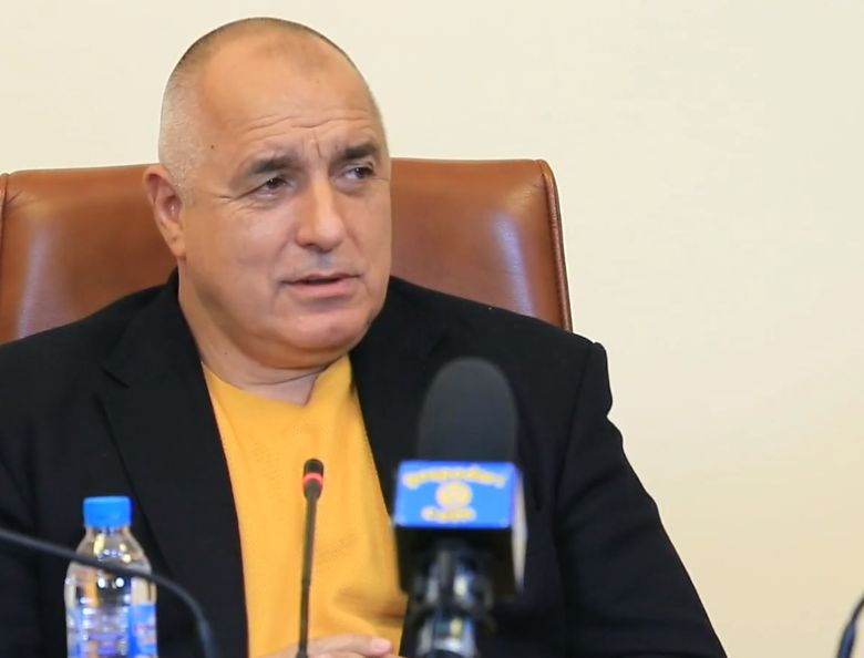 Борисов: Все повече се притеснявам! Далеч сме от справяне с епидемията, умолявам всички да... ВИДЕО