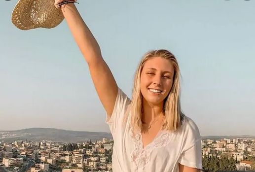 Само на 22 г., а коронавирусът я размаза за броени дни СНИМКИ