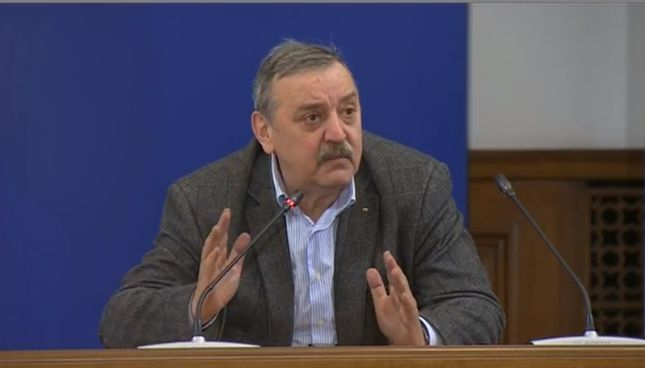 Проф. Кантарджиев: Коронавирусът се предава от човек на човек и то сред хиляди души, но има и добра новина ВИДЕО