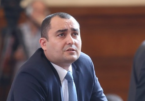 Депутат от ГЕРБ разби на пух и прах теорията на БСП за 10 млрд. лв. празен чек