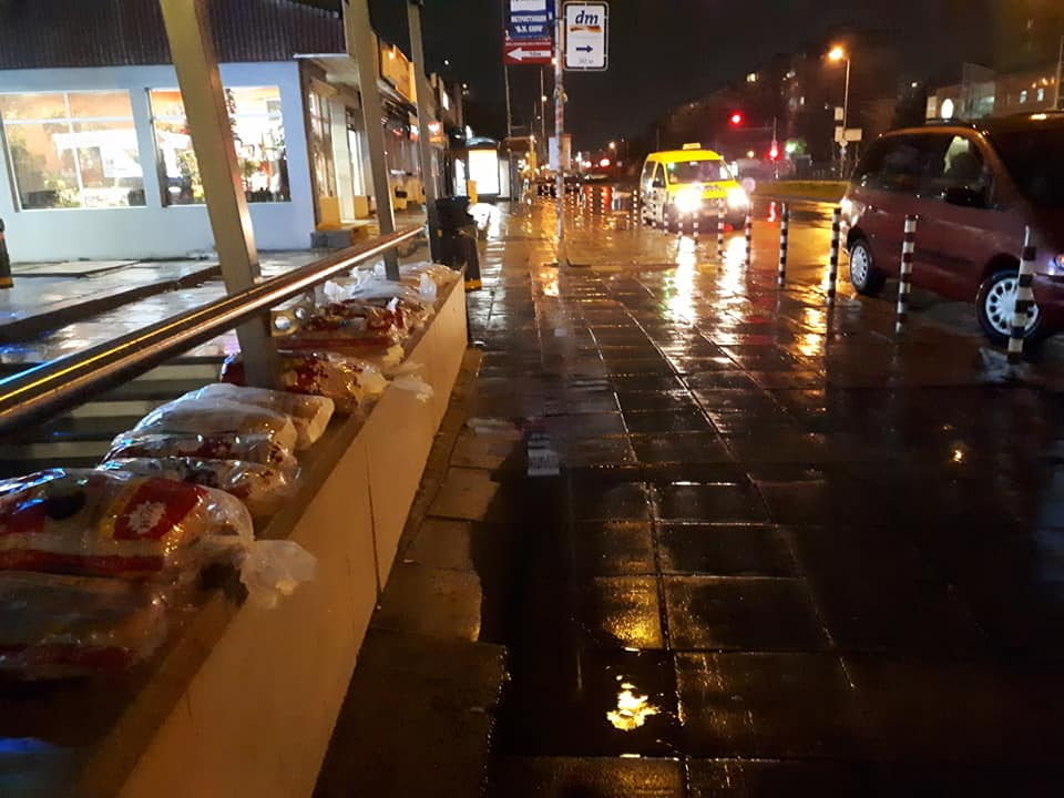 Благороден жест от София взриви мрежата и я раздели на две СНИМКИ
