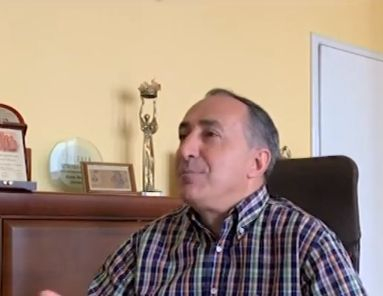Помните ли Илиян Михов-Баровеца? Ето какви ги върши сега ВИДЕО  