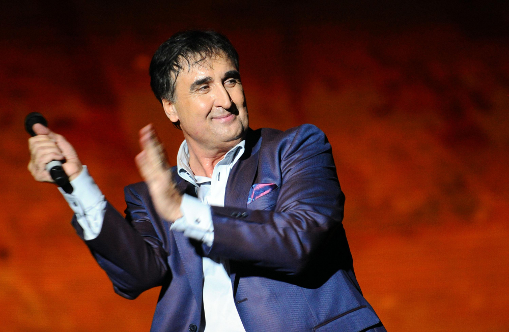 Веско Маринов изпуши в ефир! Спря си песента и нахока Нова телевизия!