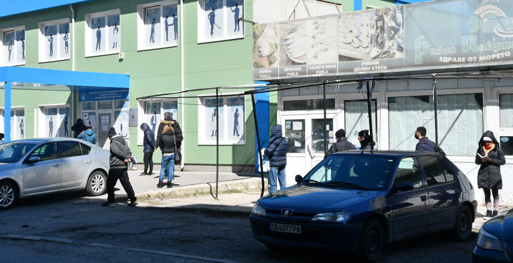 Притеснителни СНИМКИ от ужаса, който COVID-19 нанесе на българите