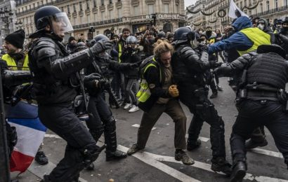 Анализ: Надигат се бунтове на глада на хората под карантина