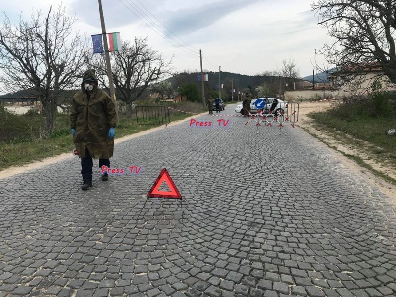Разбра се кой е циганинът с коронавирус, който избяга с такси от болницата ВИДЕО