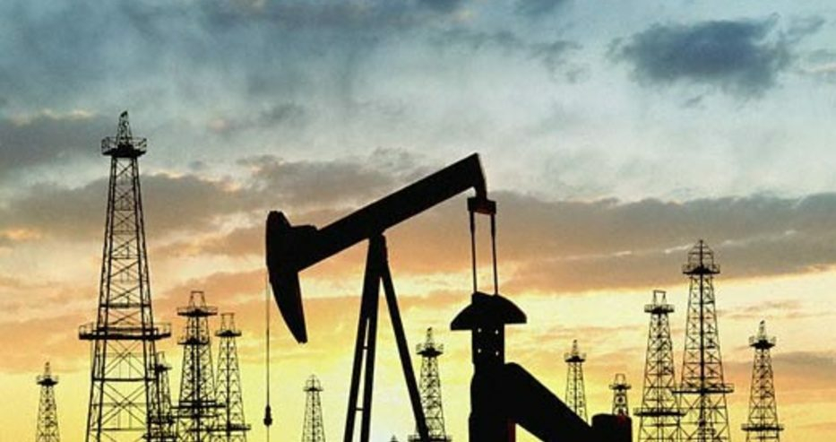 Fitch: Петрол от $45 за барел едва през 2021 година